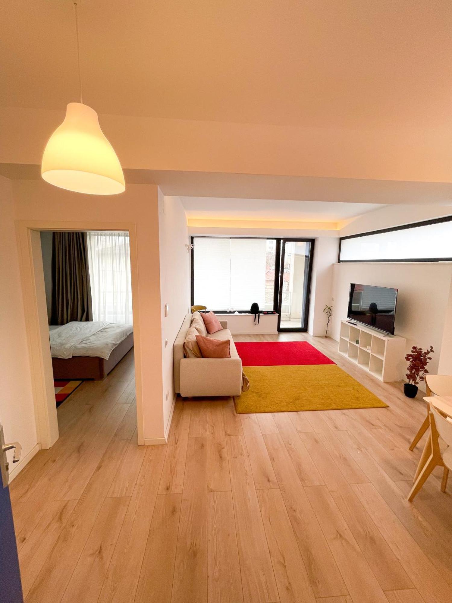 Warm Hotel Apartment Бухарест Экстерьер фото